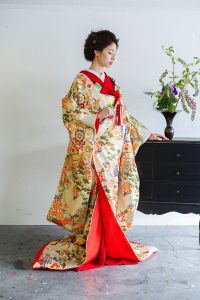 西陣白地ゴールド